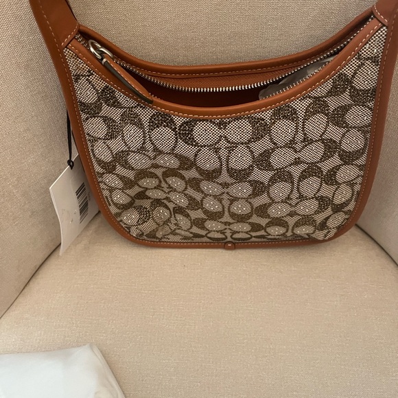 NEW Coach Crystal curve zip Signature Shoulder Bag - Picture 2 of 16